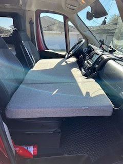 2021 Winnebago Solis, 6 Seater Sofabed and Poptop — photo 4