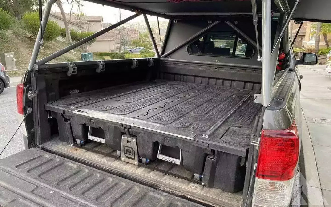 Toyota Tundra Decked System for 6.5 bed — used drawer systems for sale (photo 4)