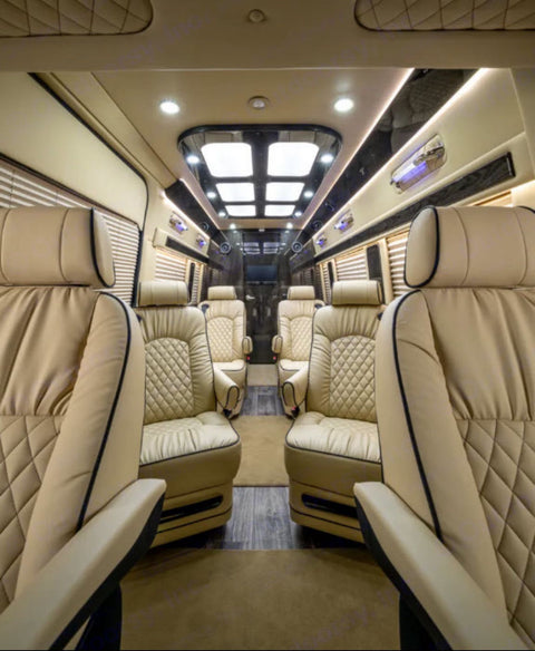 Upgraded Suspension!!*** AWD Luxury Ultimate Toys Ultimate Coach — photo 3
