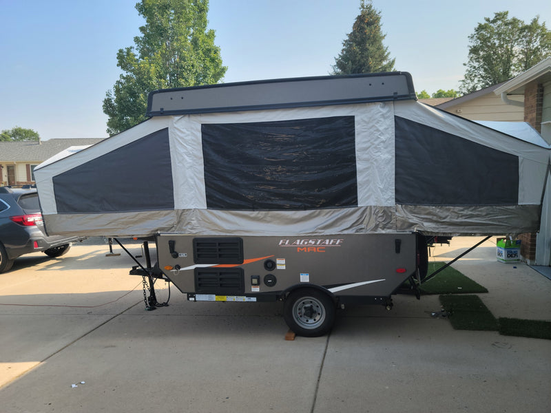 A grey Flagstaff pop-up camper — photo 1