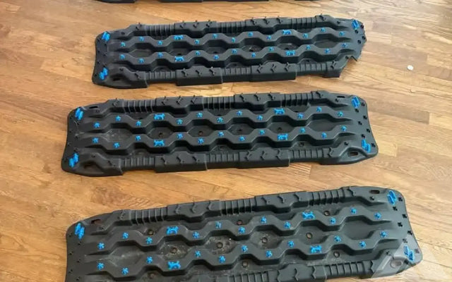Traction pads 4 available — photo 2
