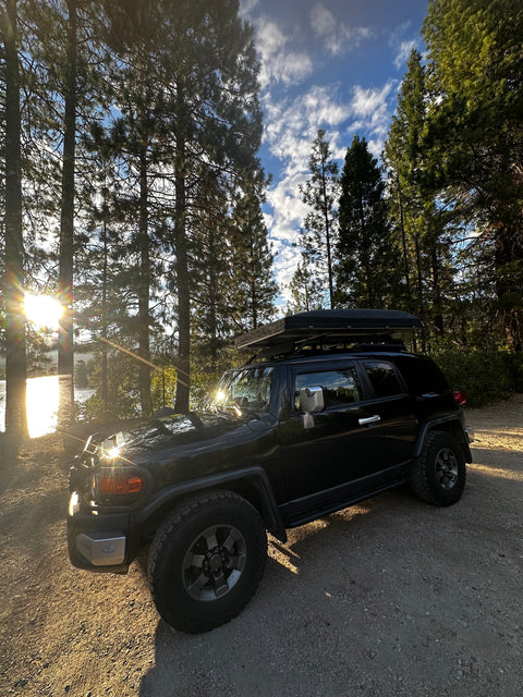 Overlander with Rooftop Tent (Fully Equipped) - 2007 FJ Cruiser — photo 2