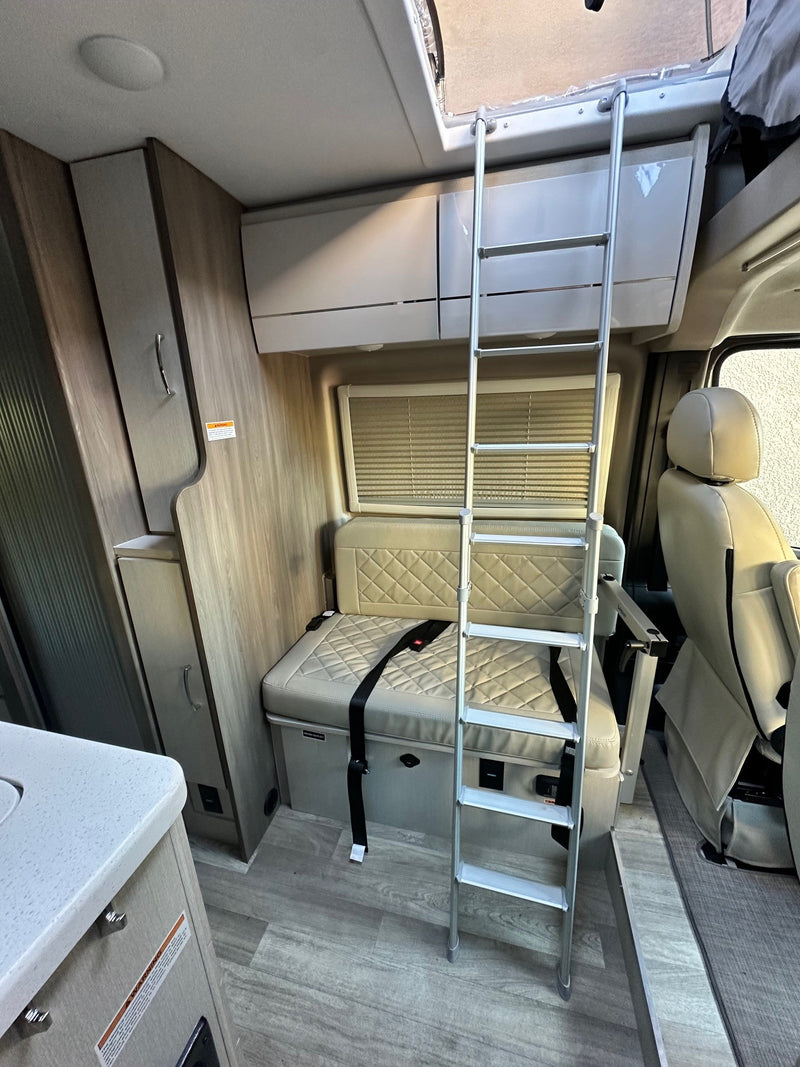  overhead cabinets — photo 11