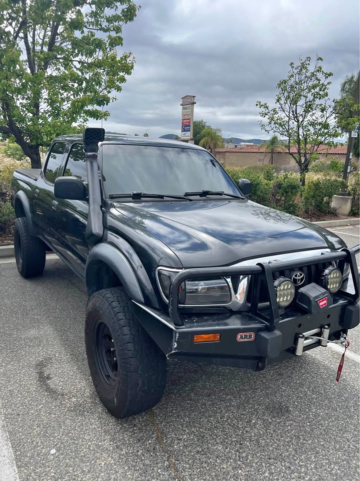 2003 Toyota Tacoma Double Cab · 4WD 4D in Lake Elsinore, CA (photo 1) — photo 1