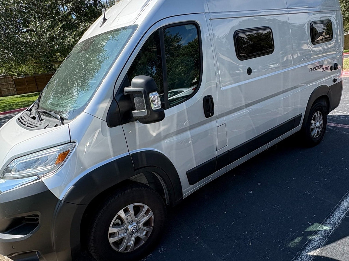  an RV rental — photo 2