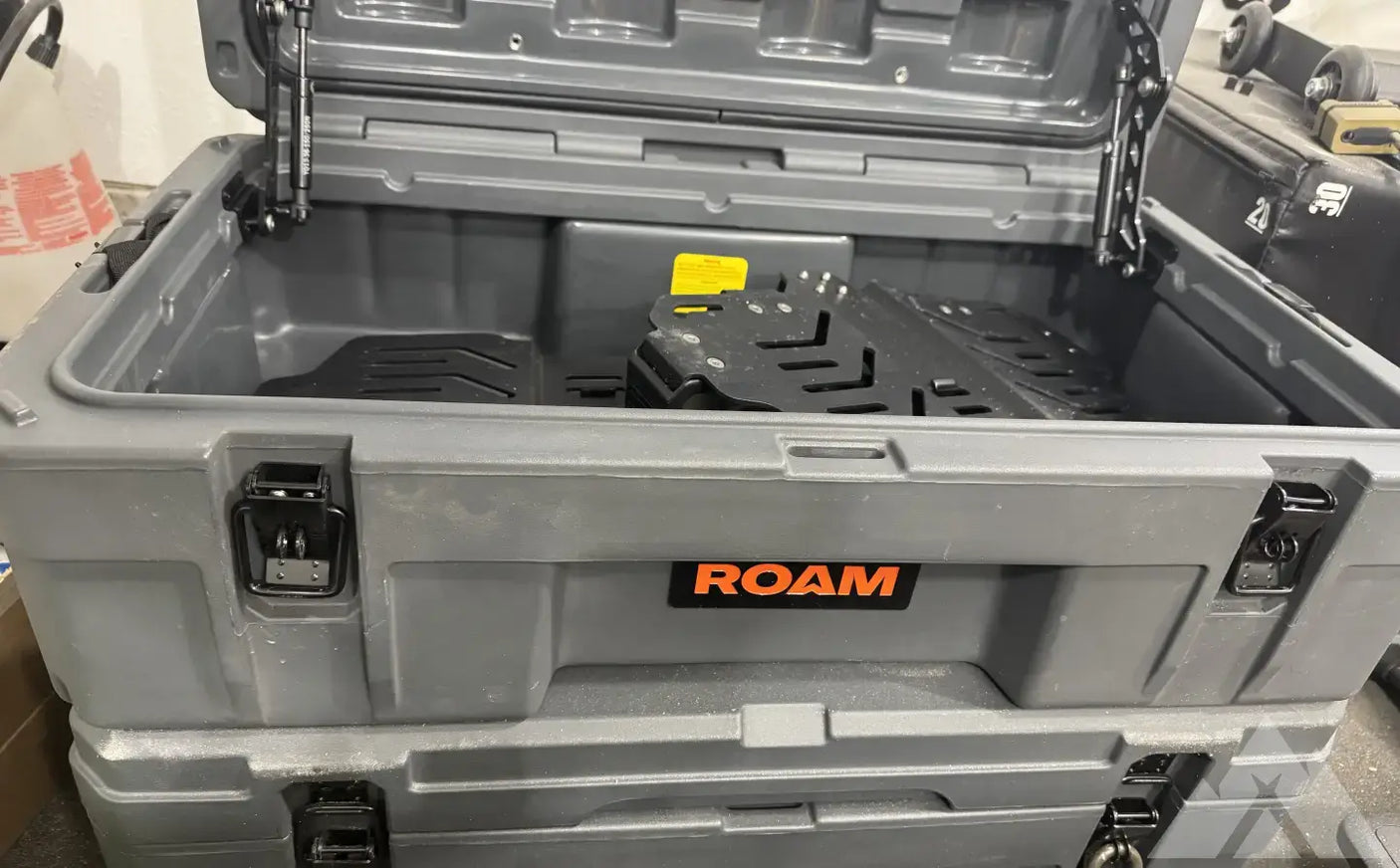 TWO Roam 66L Rugged Case + Rugged mounts - OBO — used cases & cargo boxes for sale