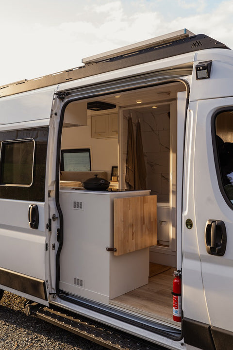 Custom Built Luxury Home On Wheels! — photo 2