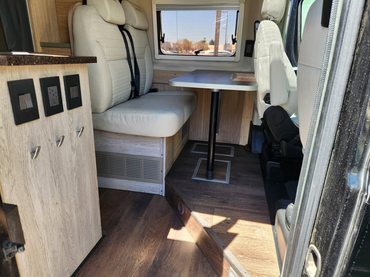  comfortable seating — photo 4
