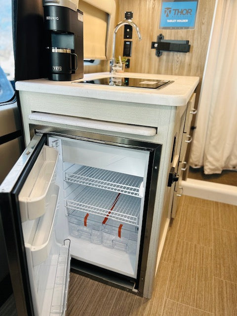 “Mjölnir” NEW Fully Contained OFF-Grid Camper Van! — photo 6