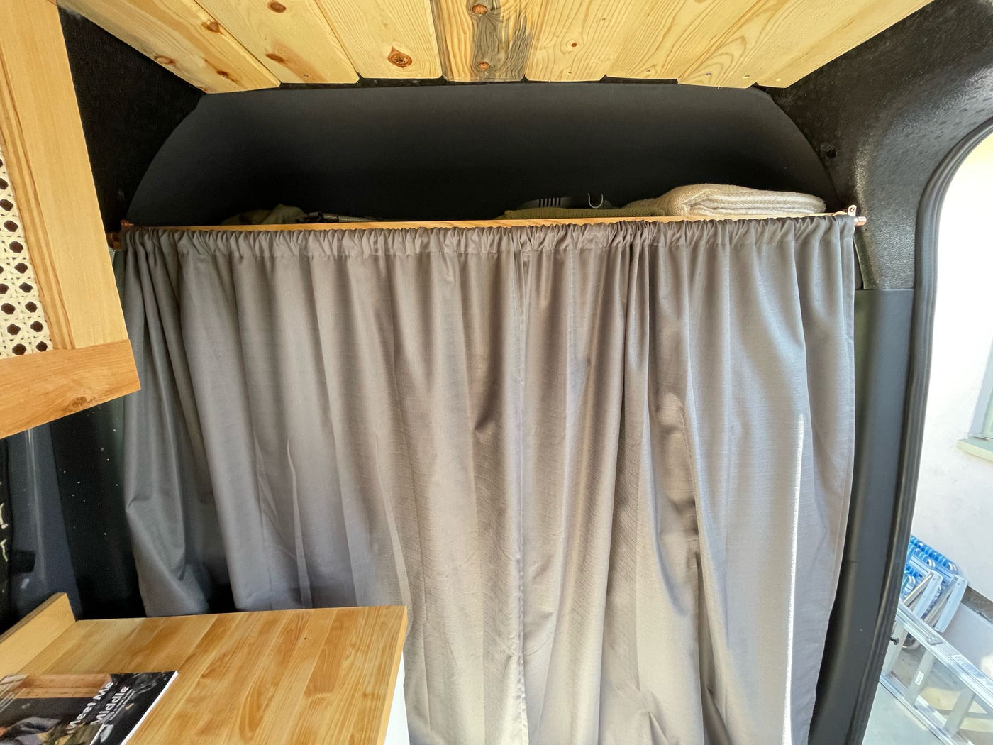  functional interior boasts a wood ceiling — photo 6