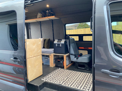 SLO Ford Transit (High Roof) — photo 4