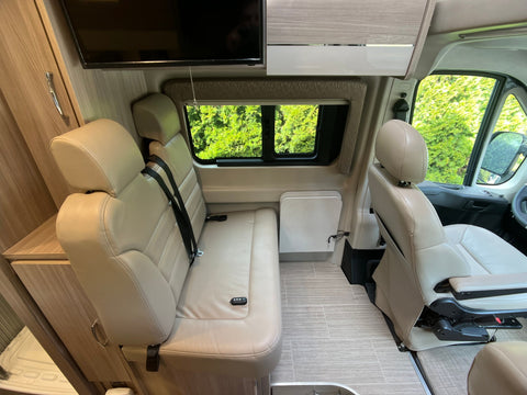 Jean-Claude Van Van 2022 Dodge Ram Promaster 3500 Thor Sequence 20A — photo 5