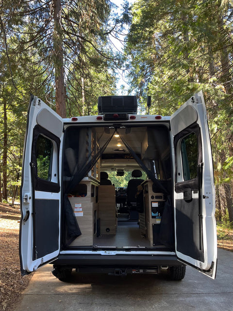 Vanda: Winnebago Solis Pocket + Solar, Cell Signal Booster, Rugged Tires — photo 4