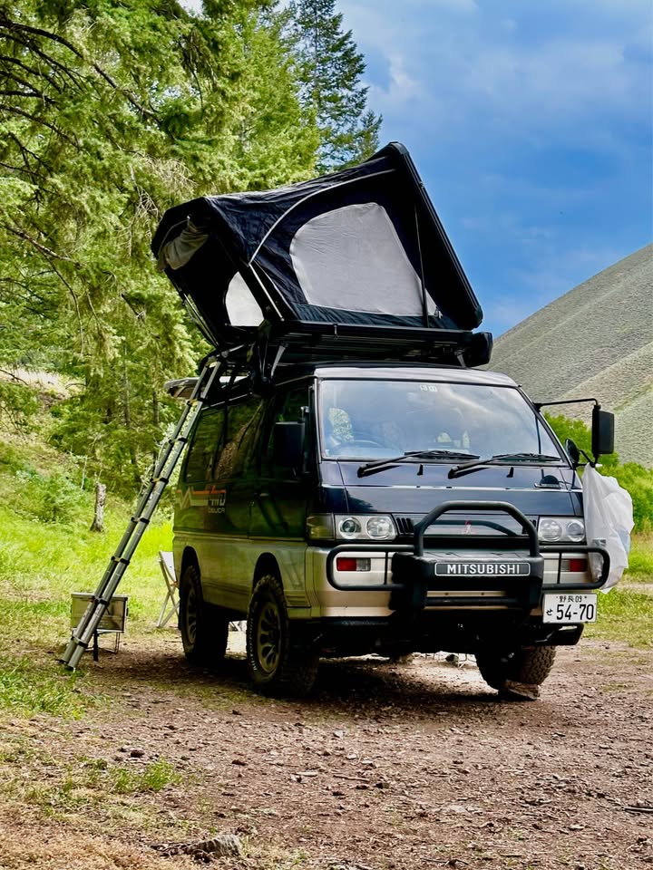 Free Spirit Recreation Odyssey 49” Roof Top Tent in Salt Lake City, UT (photo 2) — photo 2