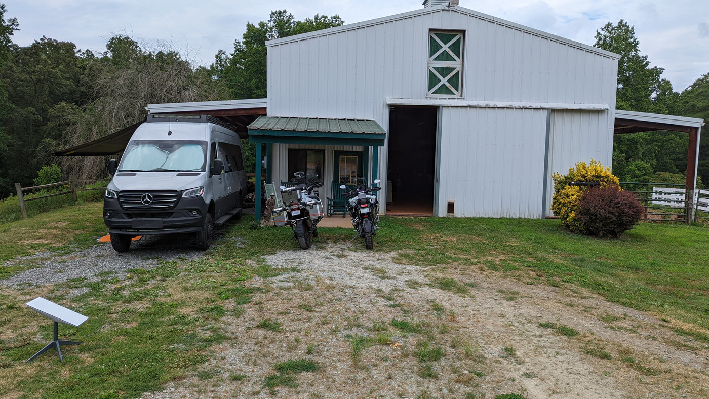 Airsteam Insterstate 24x - Luxury Off the Grid Van — photo 6