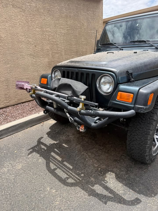 1997-2006 Jeep Tj Off Road Front Bumper and Winch — photo 2