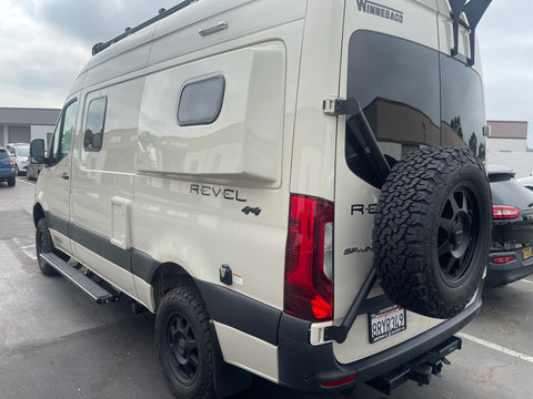 2021 Winnebago Revel 4x4 Diesel "Charger" — photo 5