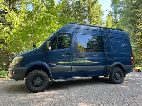 Bluey - 2016 4x4 Mercedes Sprinter Campervan — photo 2