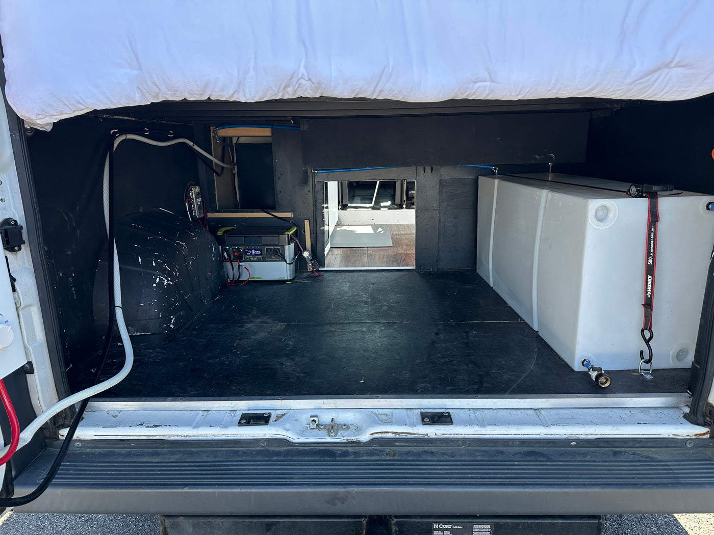 Meet Mona – Your Simple, Cozy, Adventure-Ready Camper Van — photo 7