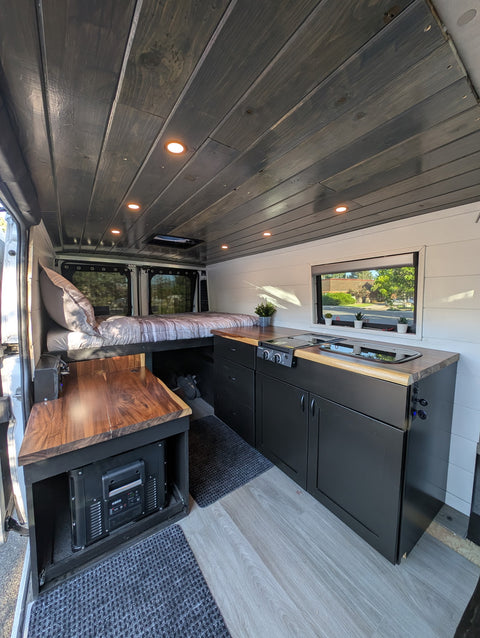 (Unlimited Miles) New Custom-Built RAM Promaster 2017  "Little Foot" — photo 4