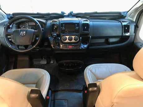 2020 Winnebago Travato 59GL (lithium, unlimited AC, pet friendly,sleeps 4)