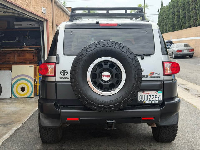 2011 Toyota FJ Cruiser · Sport Utility 2D — photo 2