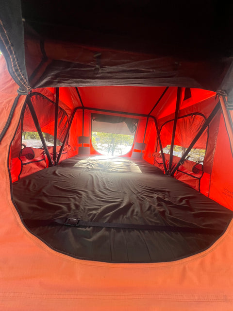 Suburu roof top tent wagon — photo 4