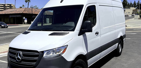 2021 Mercedes-Benz Sprinter — photo 3