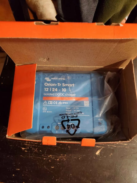 Victron dc to dc charger in Lake Stevens, WA (photo 2)