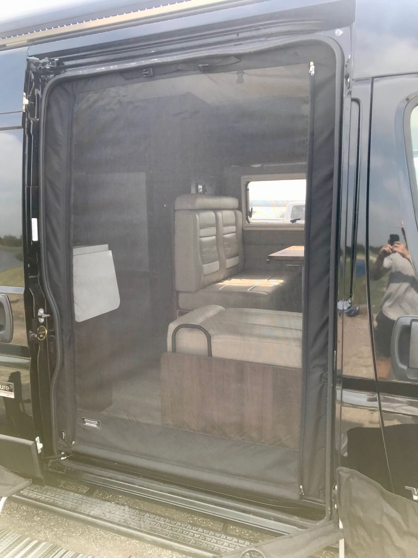 2020 Winnebago Travato 59GL (lithium, unlimited AC, pet friendly,sleeps 4) — photo 10