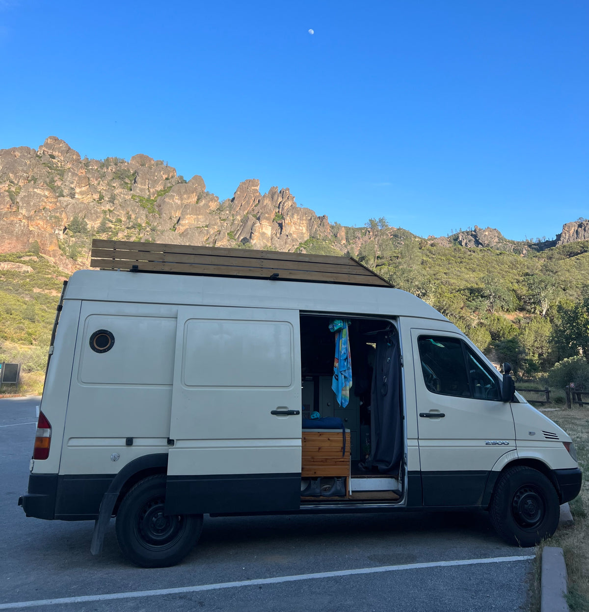 Winter sprinter van
