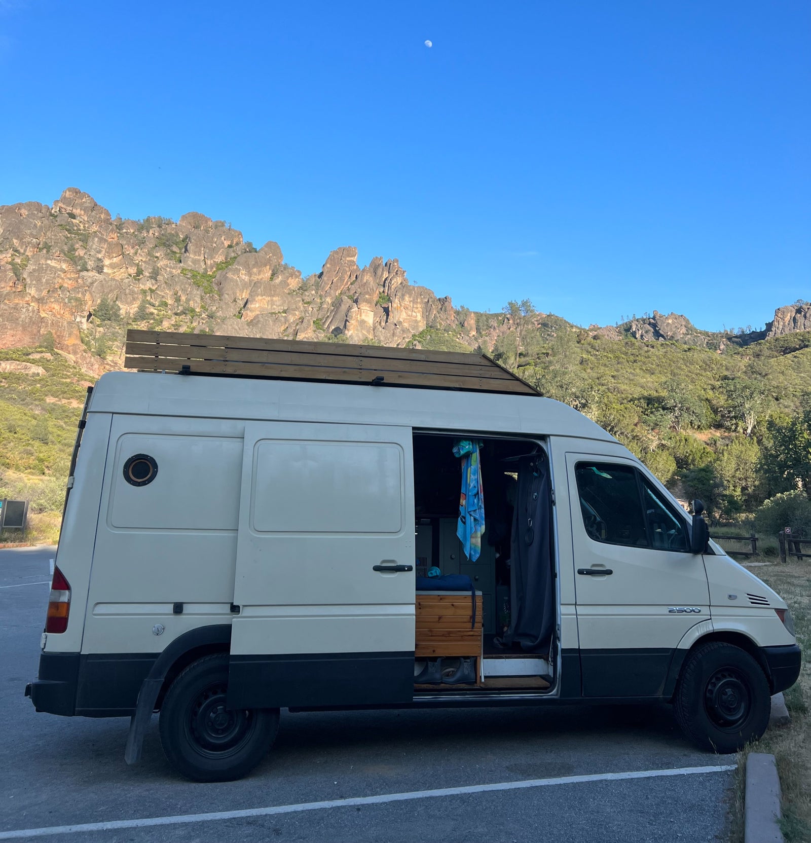 Winter sprinter van