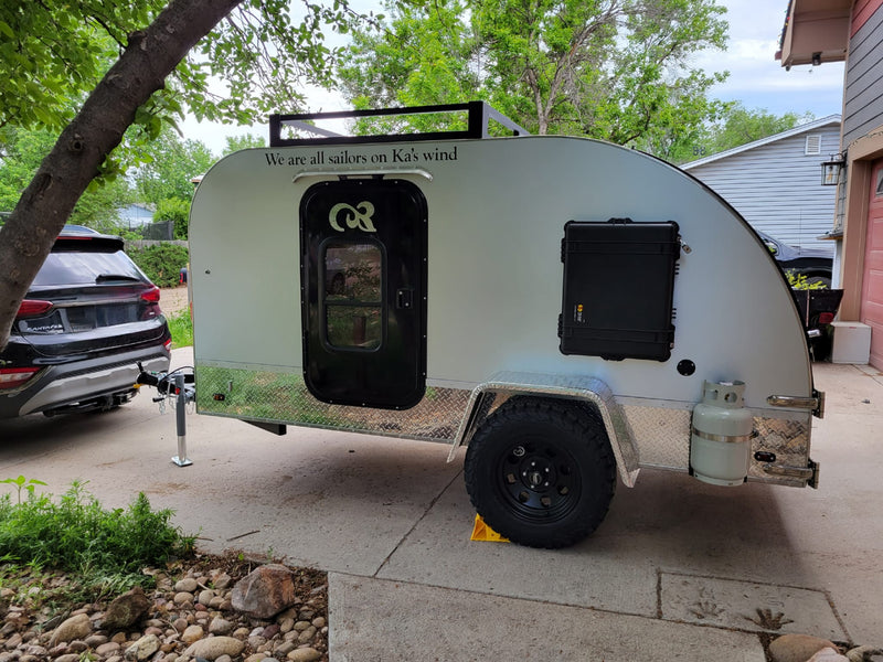  powered by a large solar panel — photo 2