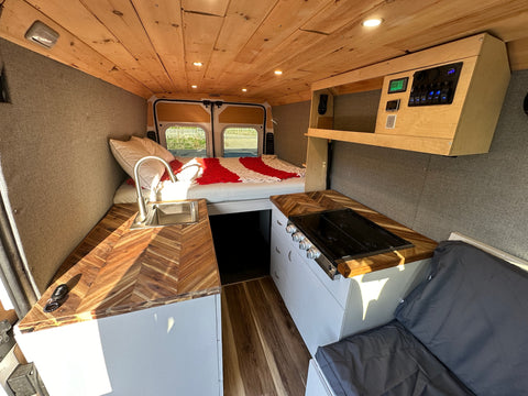 2020 Dodge Promaster Luxury Campervan overland rental