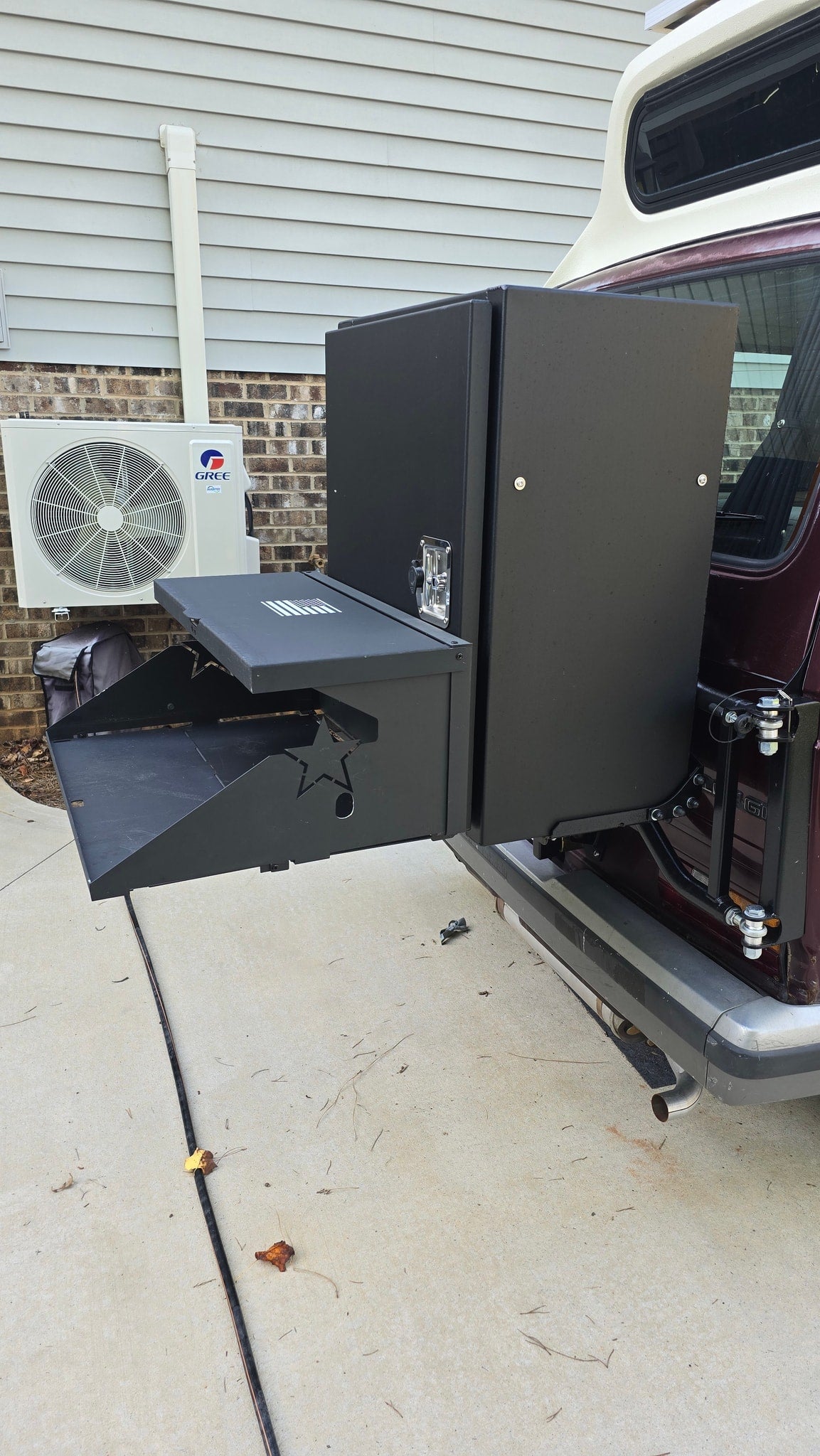  featuring a Dometic AC — photo 18