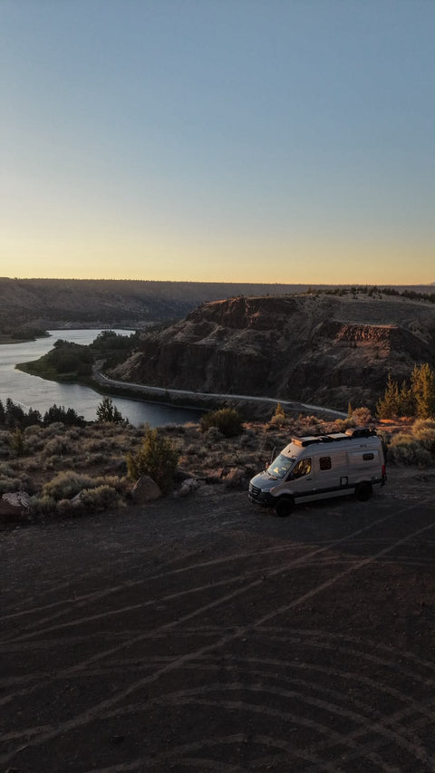 Oryx — 2025 Winnebago Revel 44E overland rental