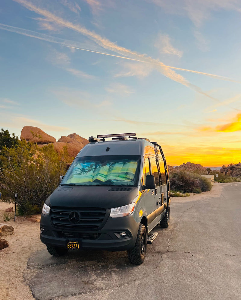  rocky desert camp. Perfect for exploring national parks.|Campervan (RV rental) at a Joshua Tree desert campsite — photo 15