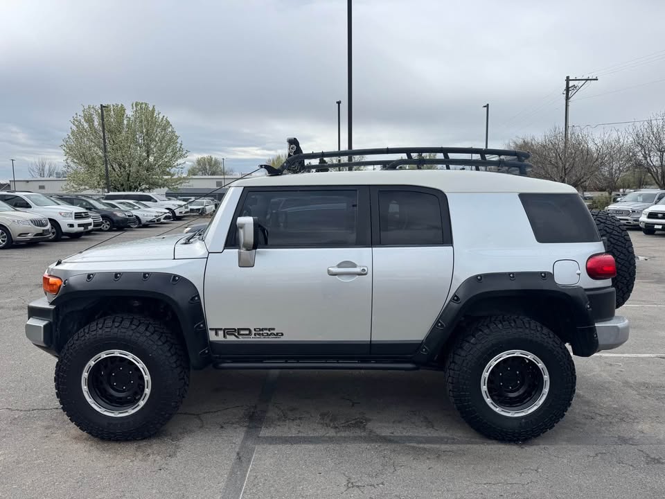 2007 Toyota FJ Cruiser · Sport Utility 2D in Boise, ID (photo 8)