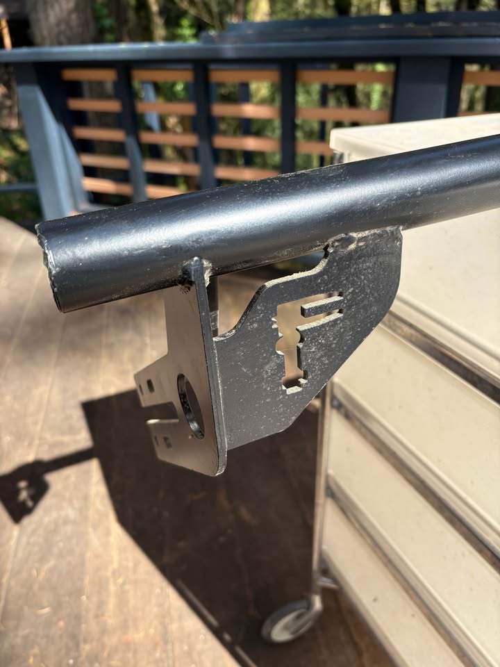 Hi lift Jack & light bar, Clevis in Portland, OR (photo 7) — photo 7