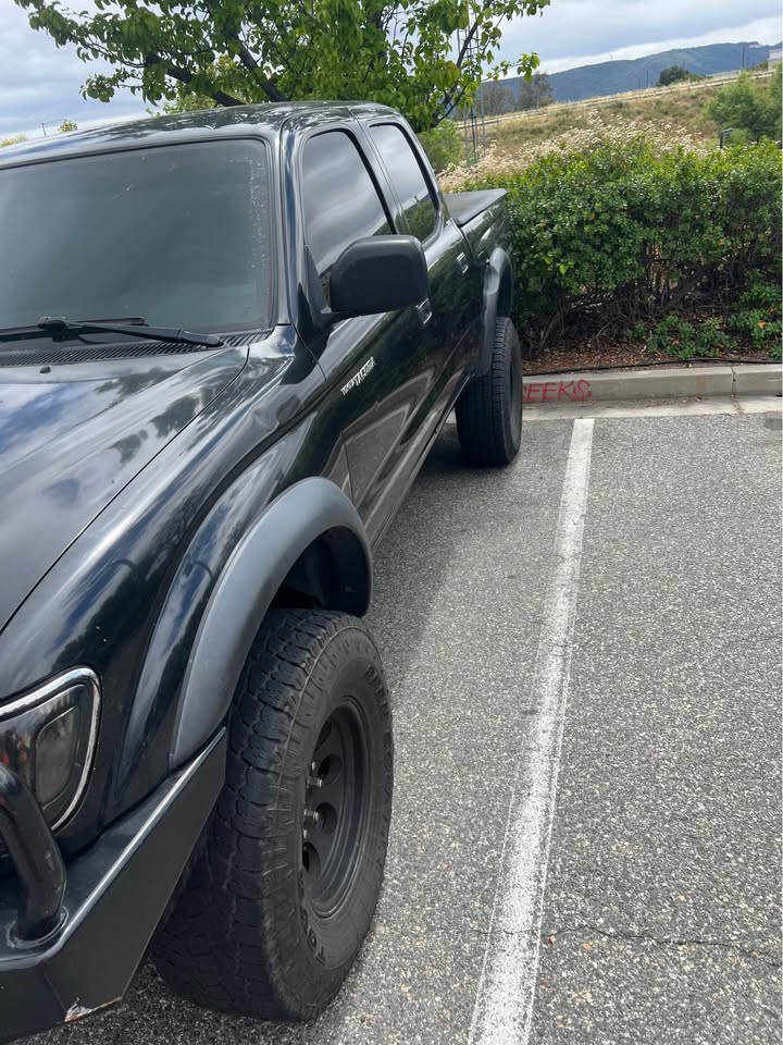 2003 Toyota Tacoma Double Cab · 4WD 4D in Lake Elsinore, CA (photo 2) — photo 2