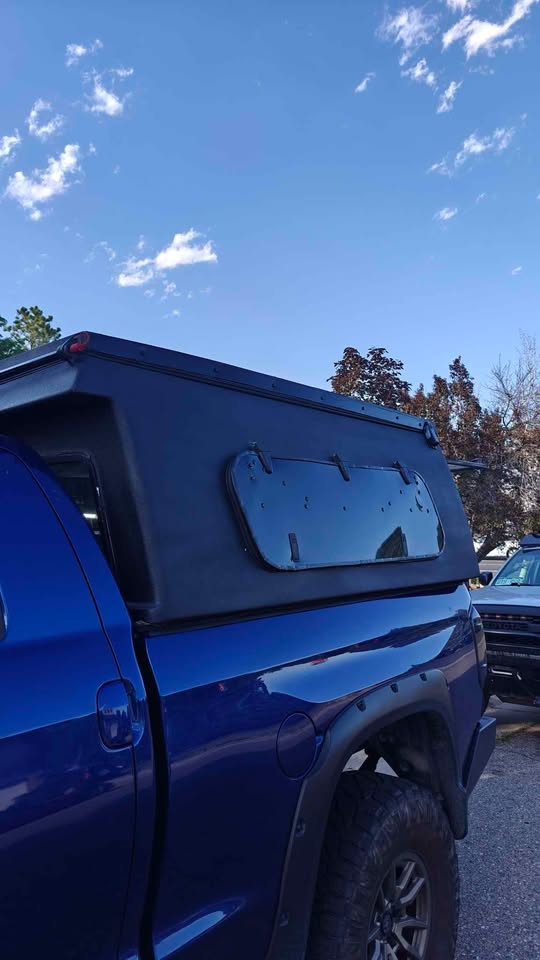 Flippac Truck Camper Shell 6.5 ft in Aurora, CO (photo 4) — photo 4