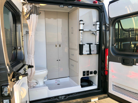 2021 Thor Motor Coach Sequence 20L Passionate Traveler — photo 5