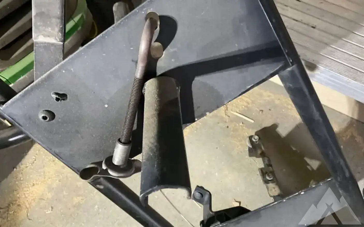 Valley Industries Swing Out Spare Tire Carrier — used tire carriers & swing outs for sale (photo 5)