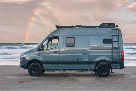 Winnebago Revel 4x4 - snow friendly camping — photo 2