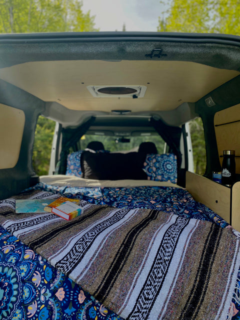Voyager 2-Person Campervan — photo 3