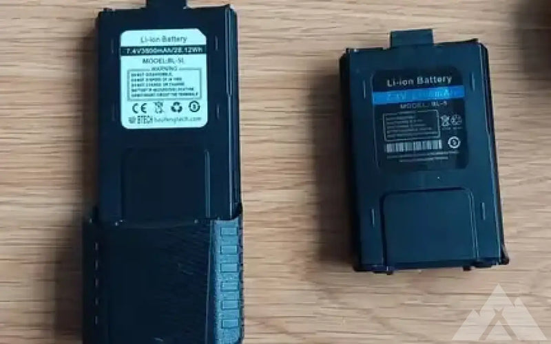 VHF/UHF Ham Radio Baofeng with Extra Batteries — used gear for sale (photo 4) — photo 4