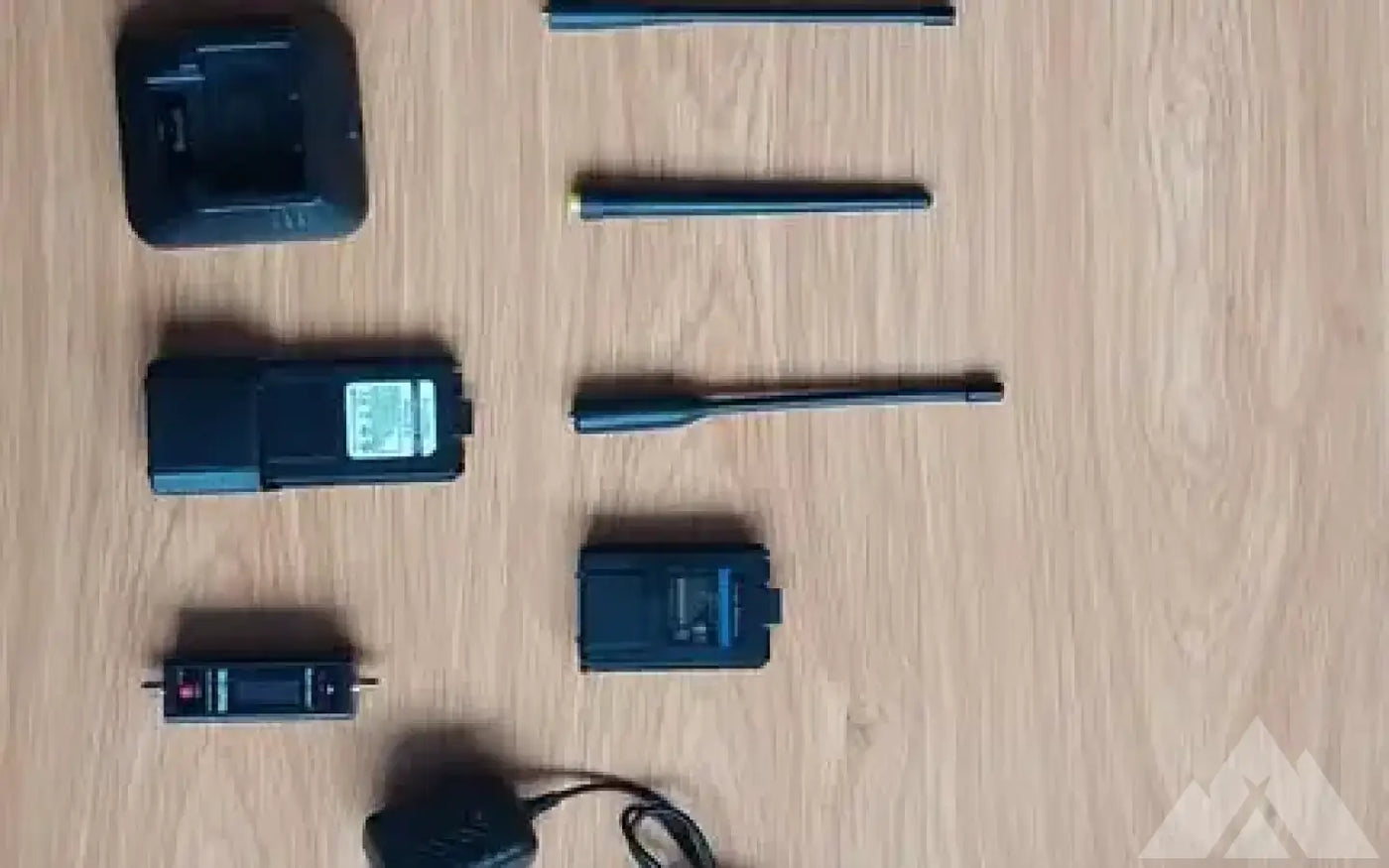 VHF/UHF Ham Radio Baofeng with Extra Batteries — used gear for sale (photo 3) — photo 3