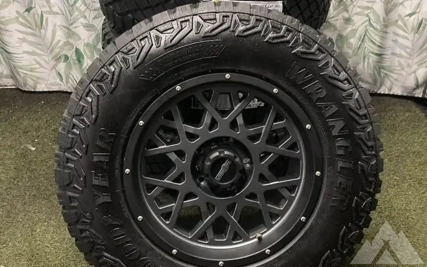 Vision Off-Road 18 inches Goodyear R18 — new set of wheels tires for sale (photo 2) — photo 2
