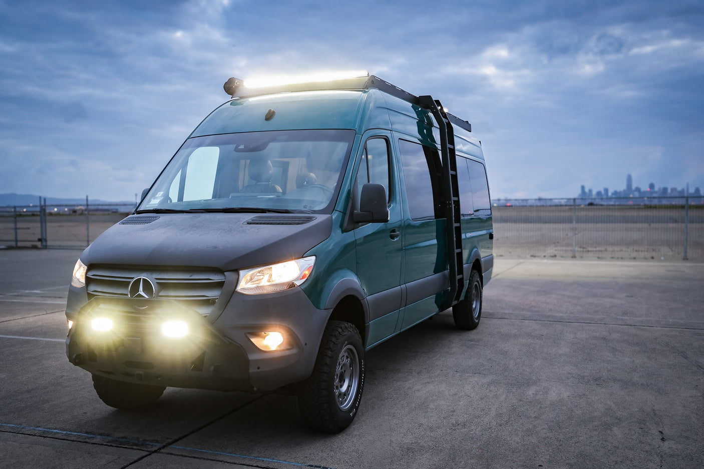 2023 Mercedes-Benz Sprinter (Green)