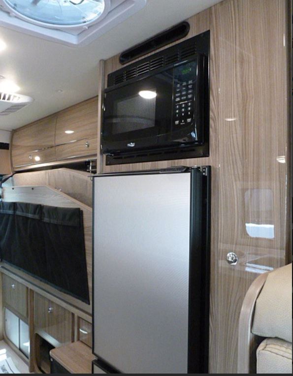  showcasing a functional kitchen — photo 8